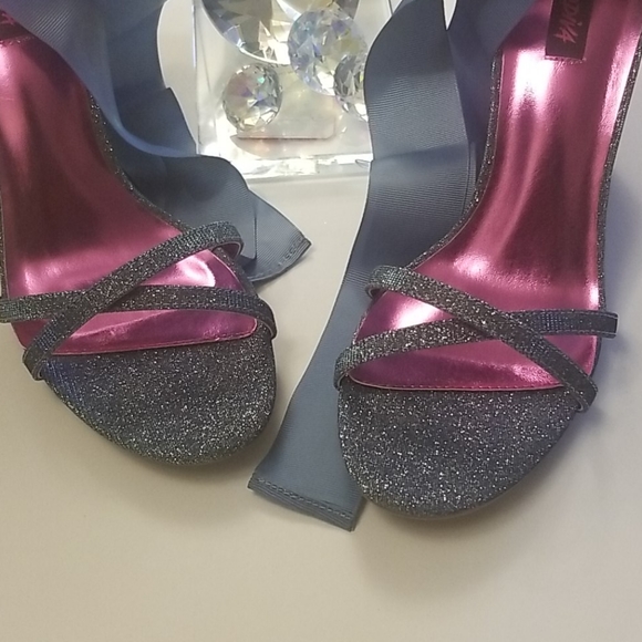 Gretel Glitter Blue - Picture 4 of 6